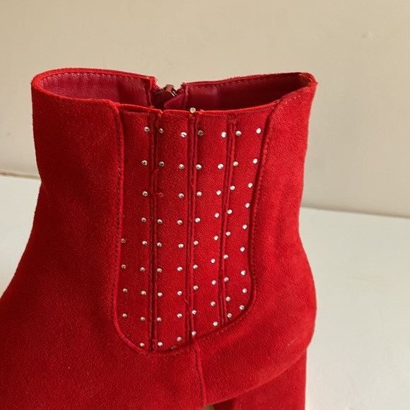 Viviany Heel The World Women's Ankle Boots Block Heel 2" Booties Rhinestones New - Picture 10 of 17